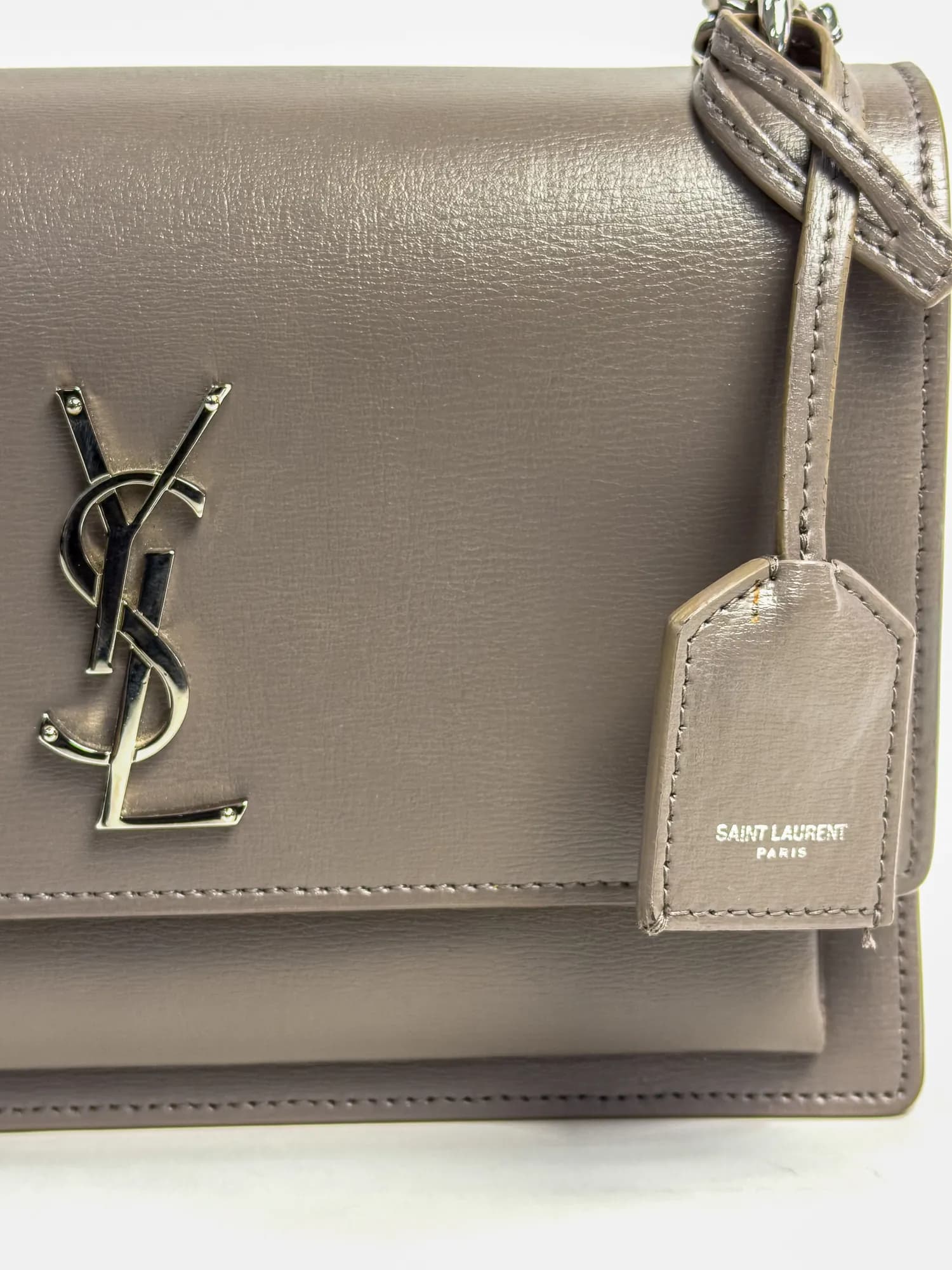 생로랑 선셋 체인 숄더백 미디움 그레이 view 2